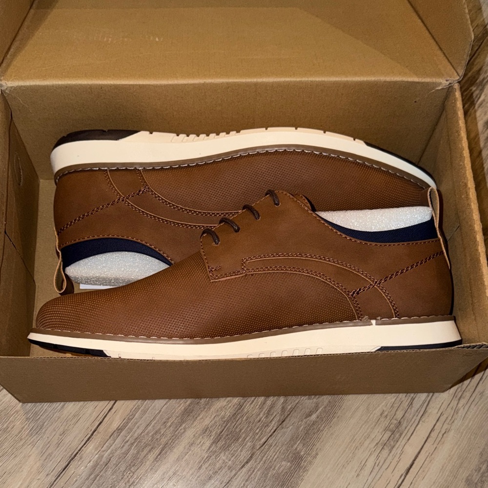 Men's Brown Casual Derby Shoes with White Sole